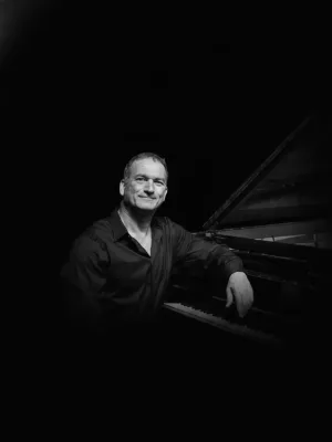 Kerem Görsev Trio
