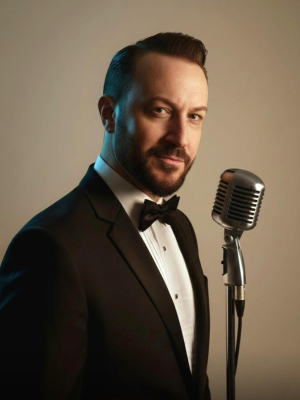 Zafer Çebi Orkestrası Eşliğinde Sedat Yüce Ve İzmir’ İn Kadınları Korosu Konseri