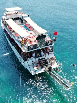 Nirvana Çeşme Tekne Turu