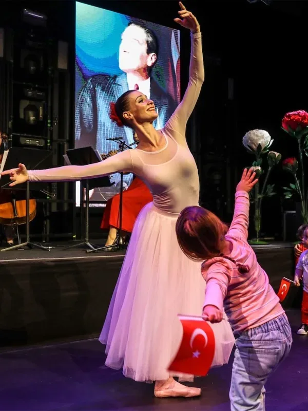 Babyconcerts: Çocuk Gözüyle Cumhuriyet